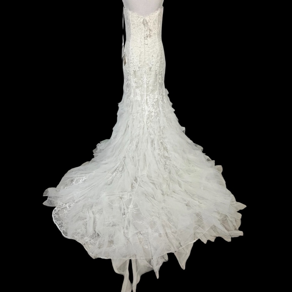 WTOO 19706 Curvalicious Ivory Oyster Lace Sweetheart Wedding Dress Size 8 NWT - Picture 2 of 14